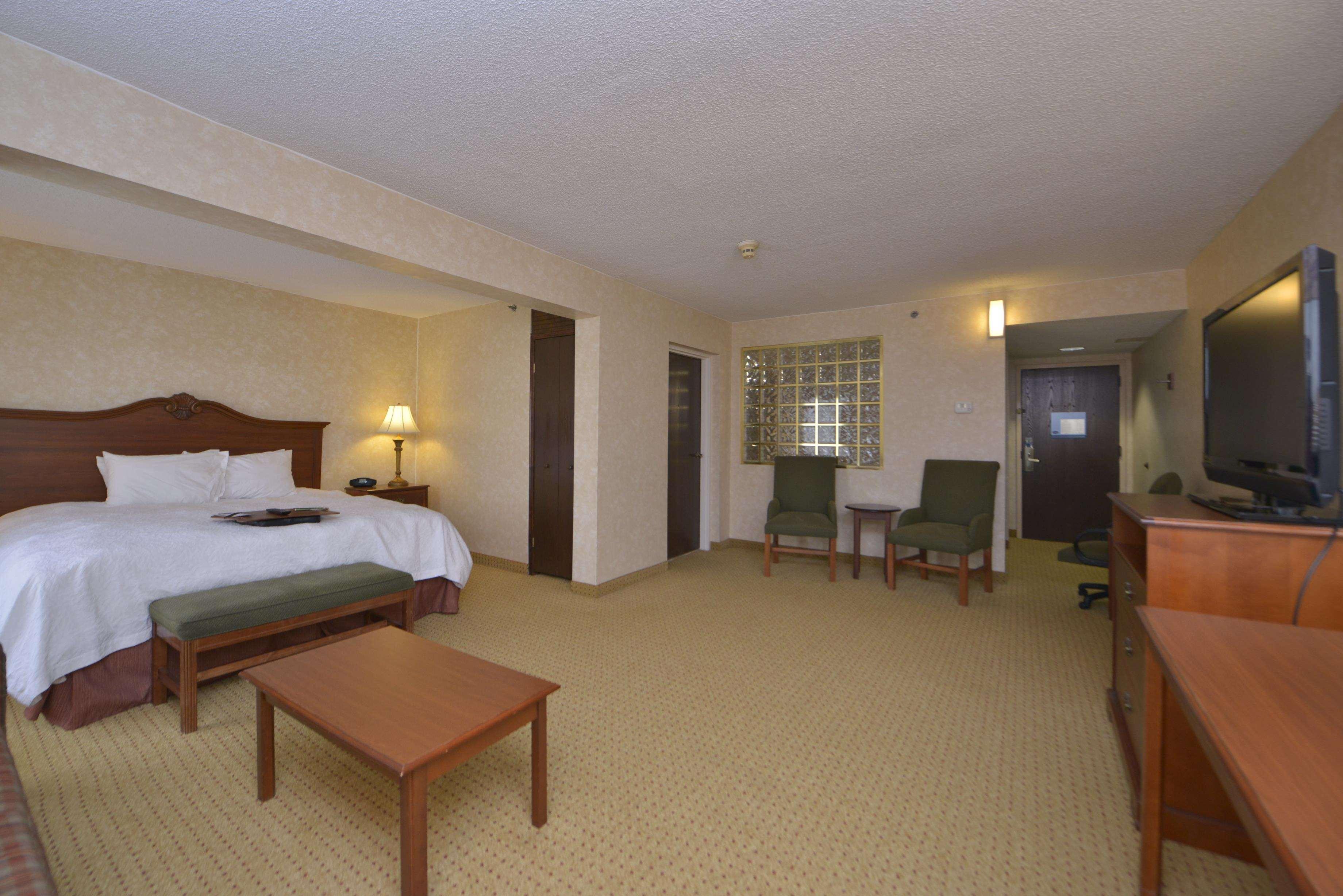 Hampton Inn Wytheville Exteriör bild