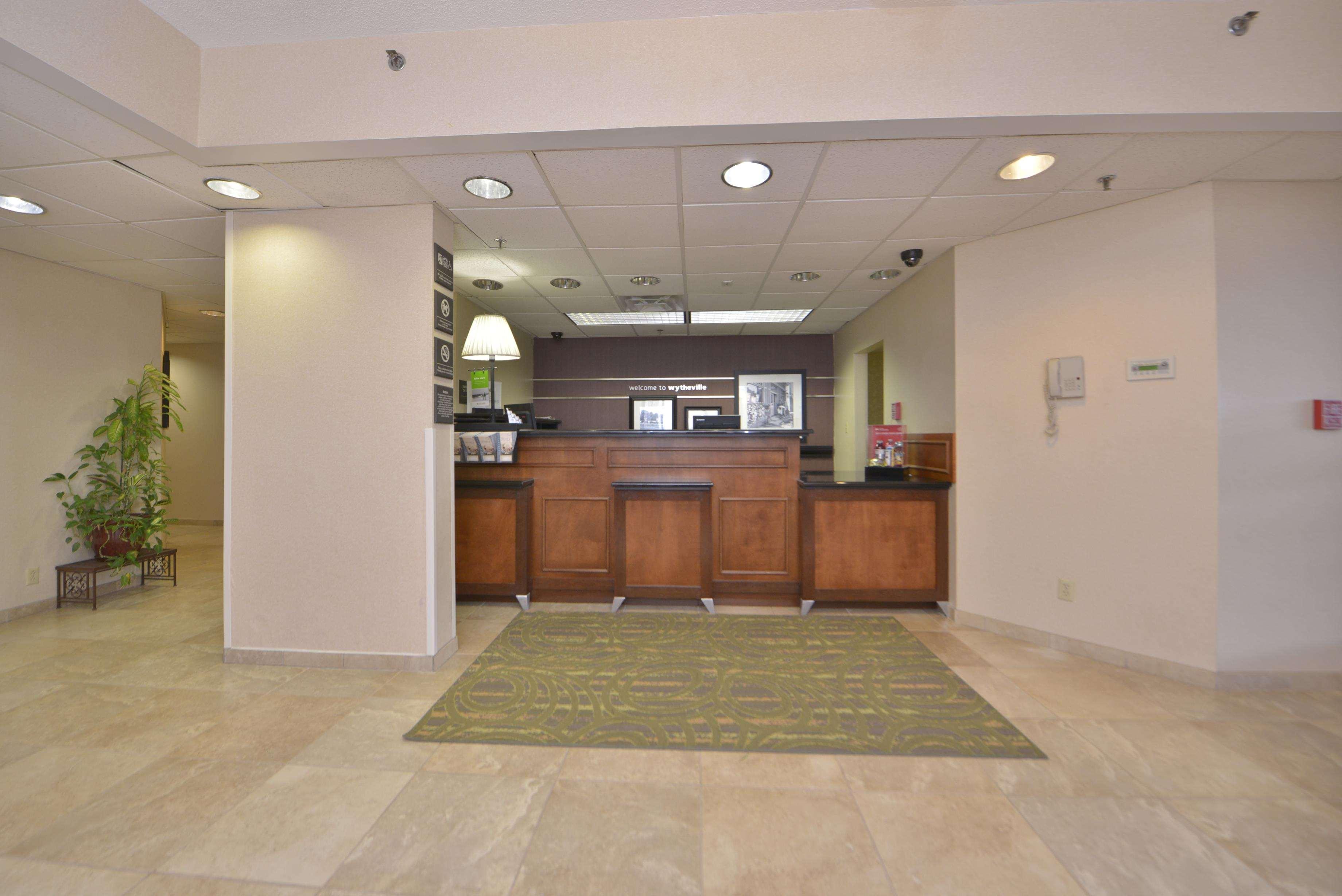 Hampton Inn Wytheville Exteriör bild