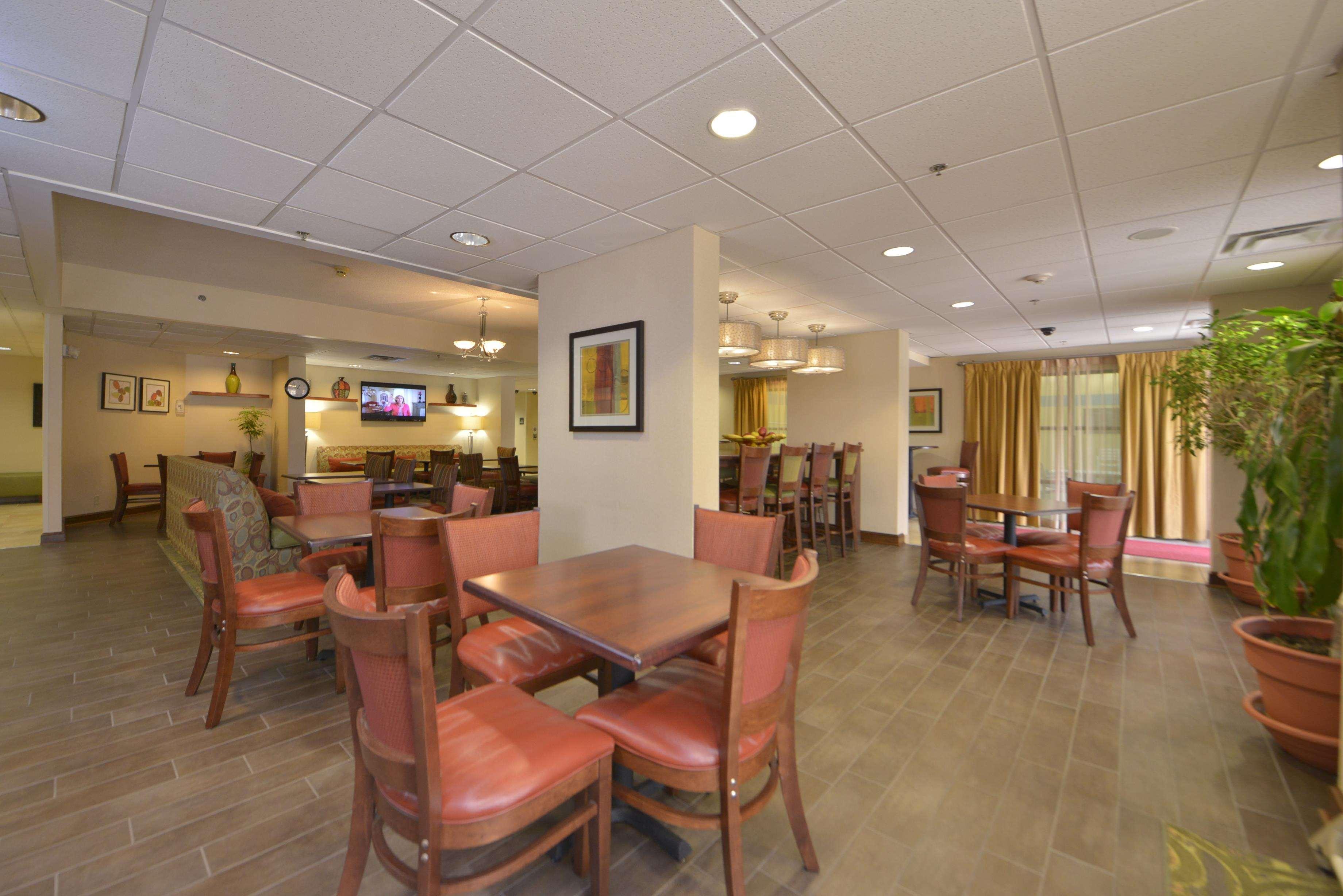 Hampton Inn Wytheville Exteriör bild
