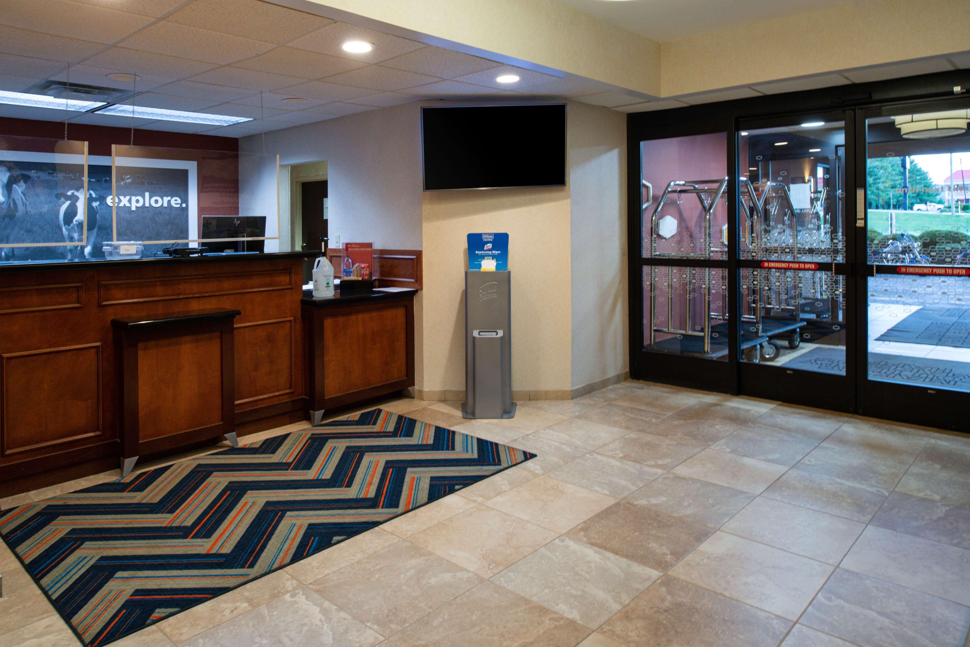 Hampton Inn Wytheville Exteriör bild