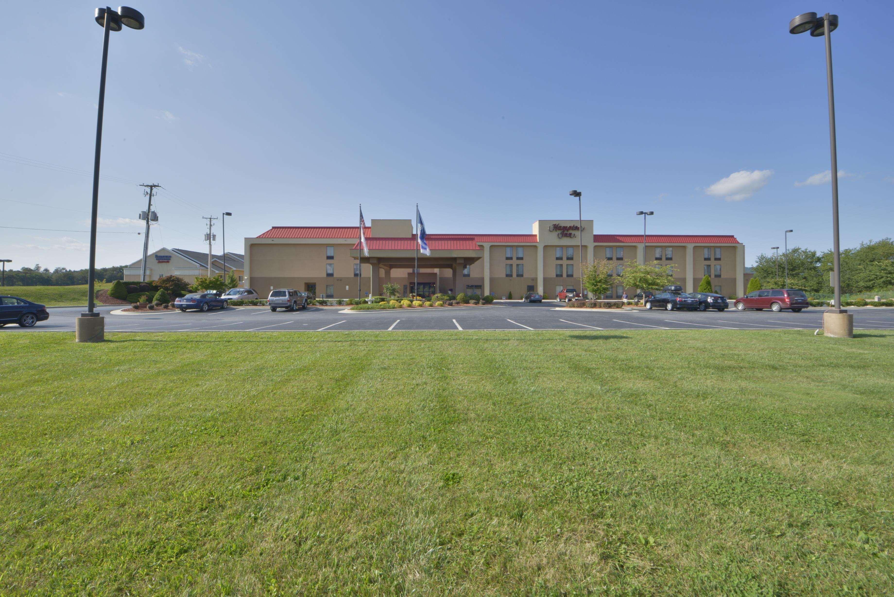 Hampton Inn Wytheville Exteriör bild