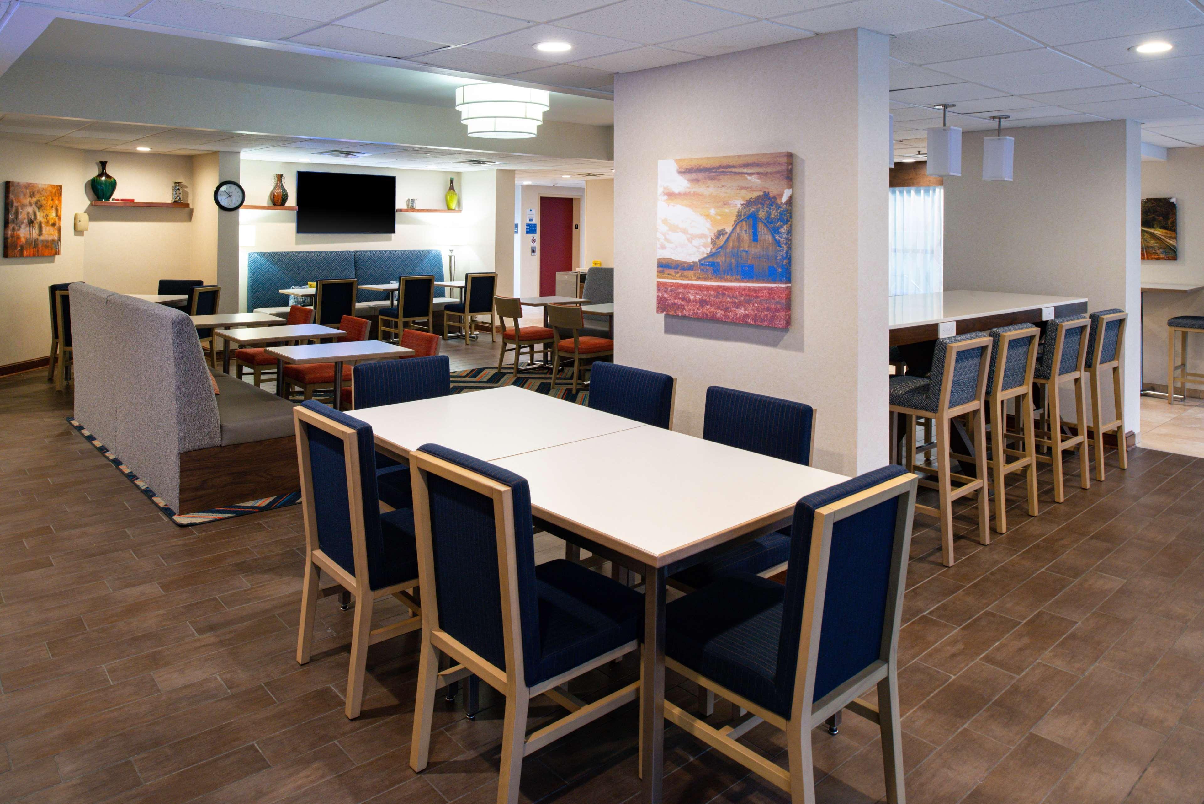 Hampton Inn Wytheville Exteriör bild