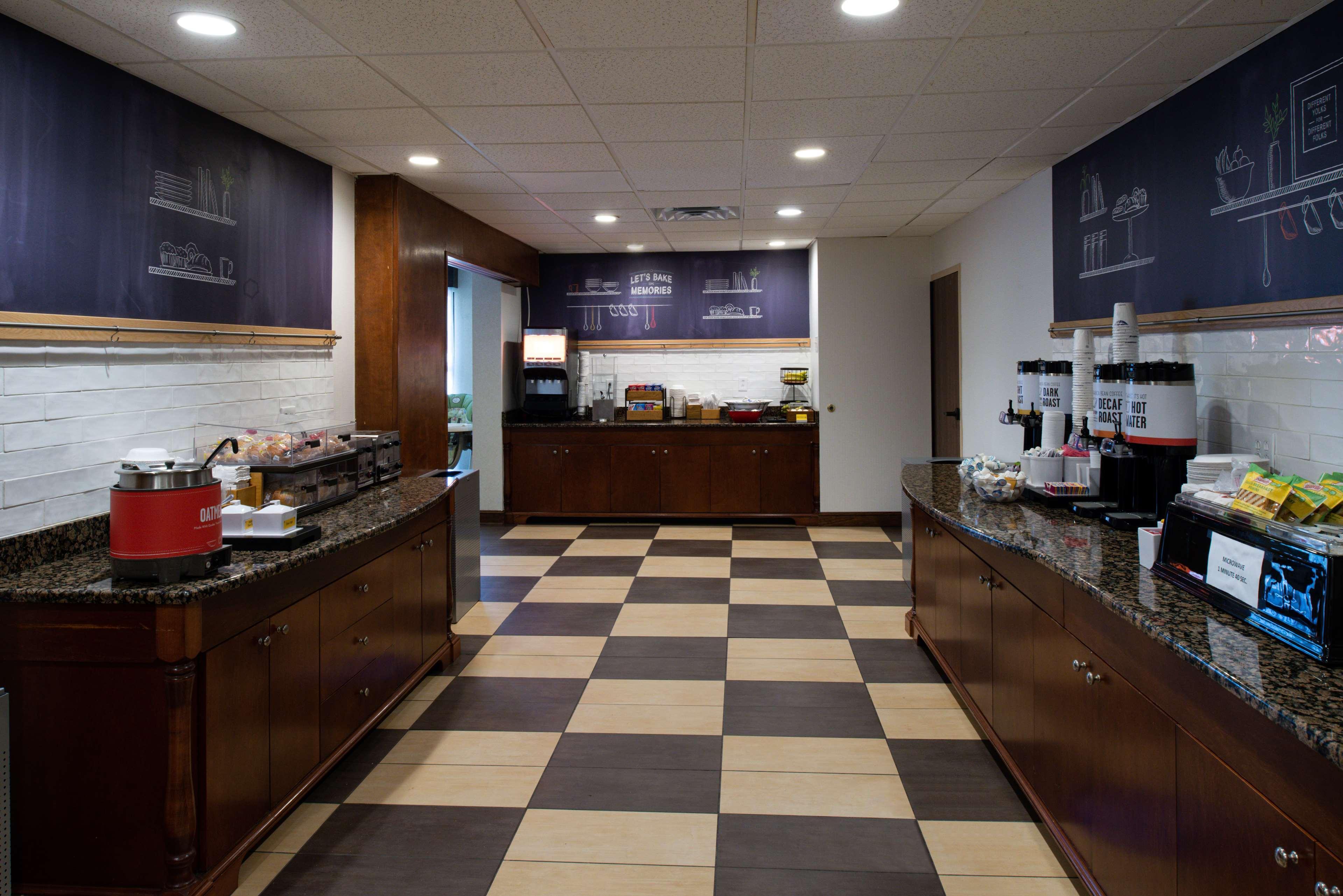 Hampton Inn Wytheville Exteriör bild